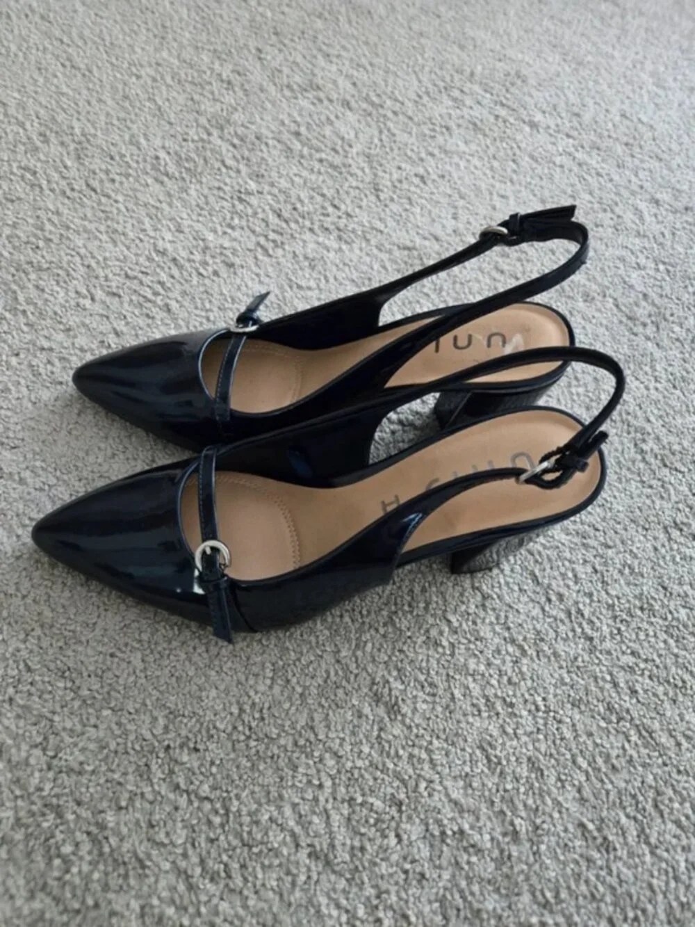 navy blue heels